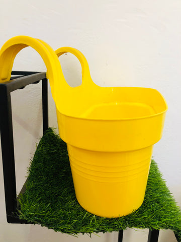 double hook plastic pot