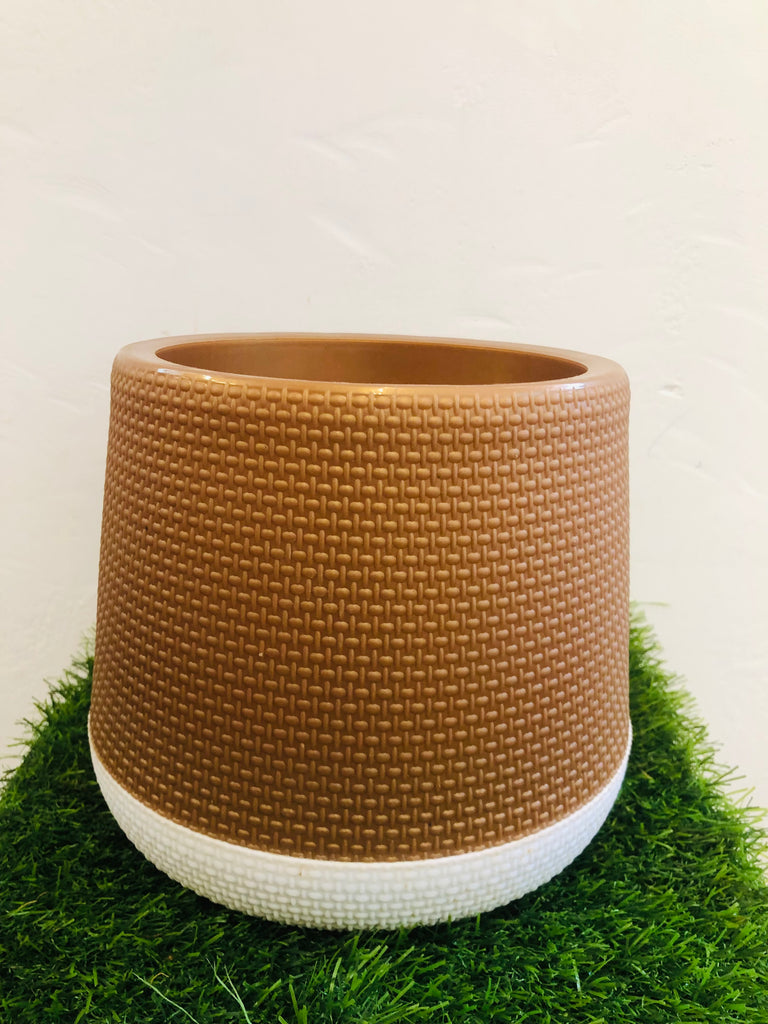 Mudkuda plastic pot