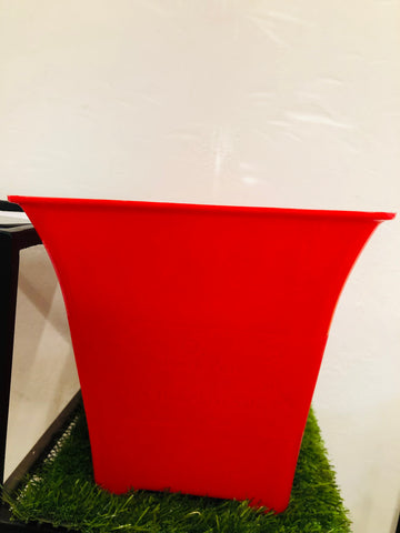 Sq 9 Plastic Pot