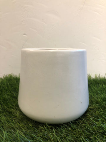 White ceramic pot