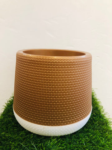 Mudkuda plastic pot